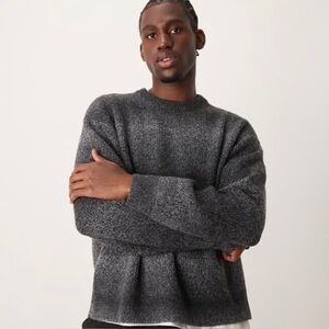 Abercrombie & Fitch Oversized
Marled Crew Sweater Gray Stripes